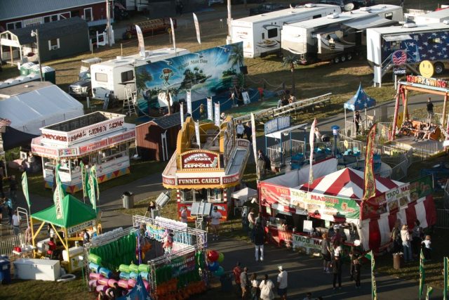 Caledonia County Fair – fair from the ferris wheel 1